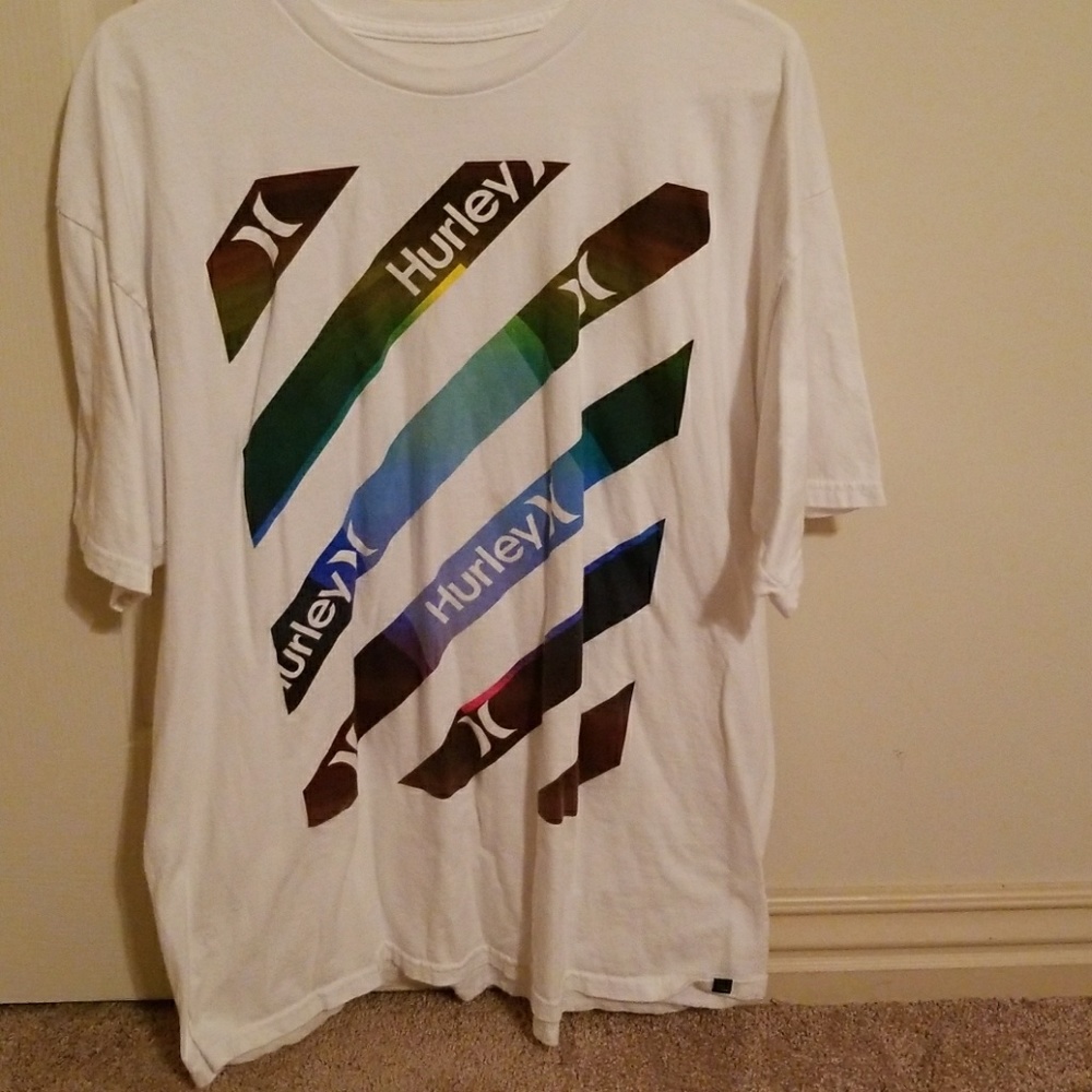 Hurley T-shirt